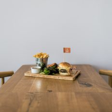 Lakeside Kitchen & Bar