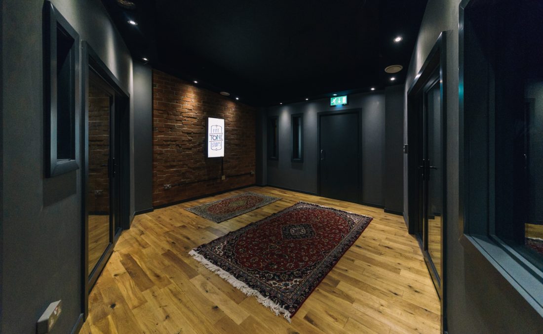 Fat Tone Studios, Recording Studio Peterborough, Music Studio Peterborough, Music Photographer Peterborough, Commercial Photographer Peterborough