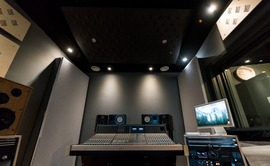Fat Tone Studios, Recording Studio Peterborough, Music Studio Peterborough, Music Photographer Peterborough, Commercial Photographer Peterborough
